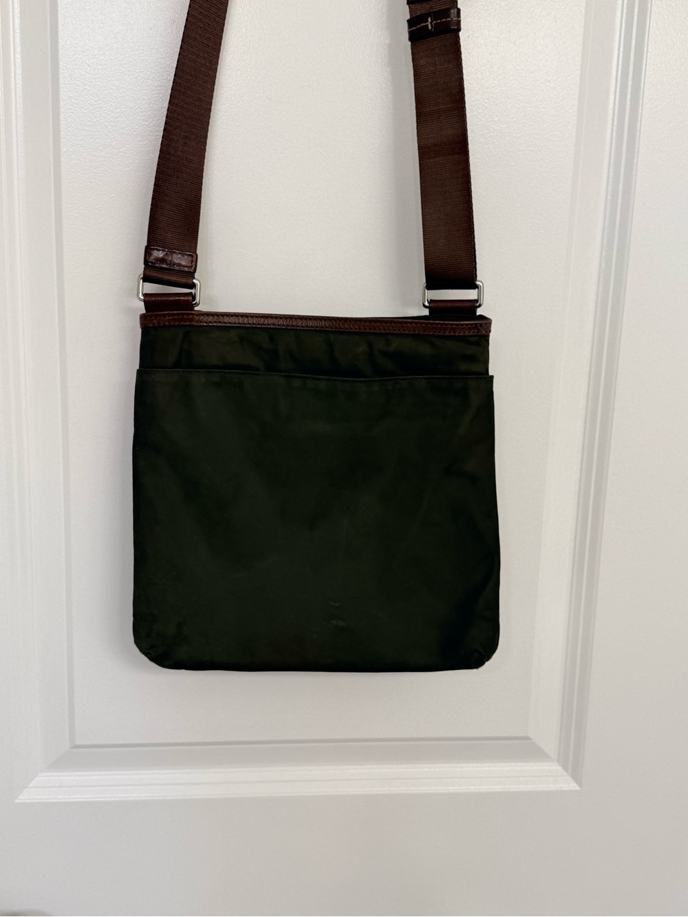 TUMI Women’s Dark Green Crossbody Shoulder Bag Purse - Picture 7 of 9